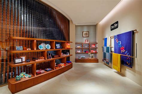 hermes new store in mumbai.